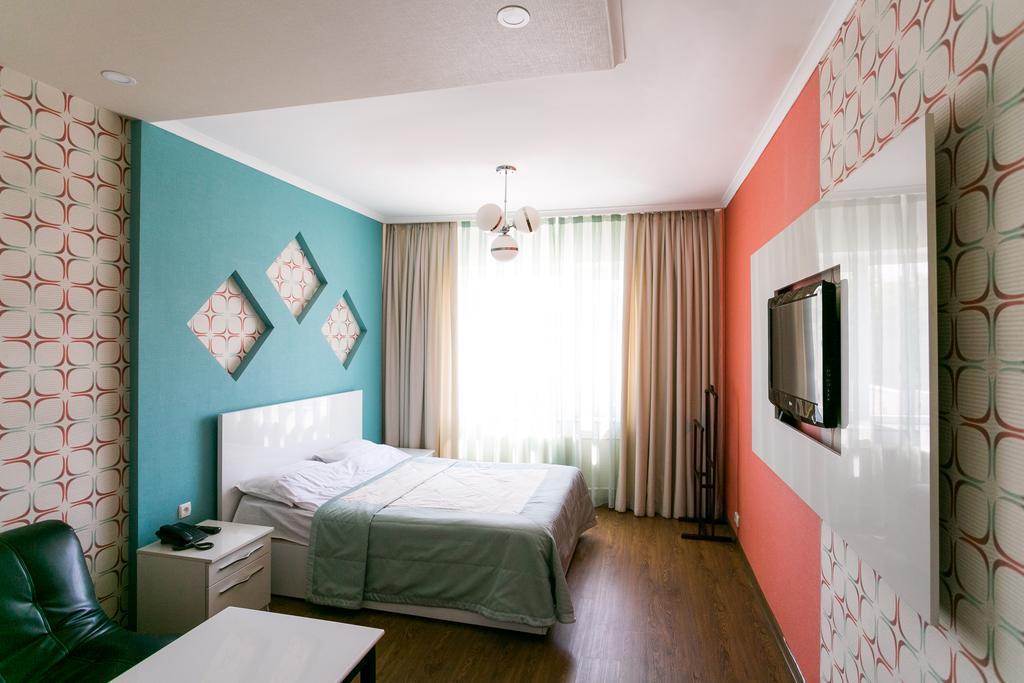 بيشكيك Delphin Guest House المظهر الخارجي الصورة